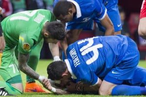 Matheus (Dnipro), MAY 27, 2015 - Football / Soccer : Matheus of Dnipro receives medical attention after being injured during the UEFA Europa League Final match between FC Dnipro Dnipropetrovsk 2-3 Sevilla FC at Stadion Narodowy in Warsaw, Poland. (Photo by Maurizio Borsari/AFLO)