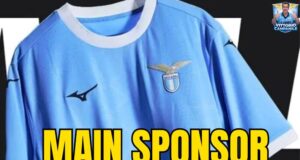 Lazio, trovato il main sponsor: spunta Polymarket tra entusiasmo e dubbi La Lazio trova un nuovo main sponsor: Polymarket. Tra entusiasmo per i ricavi e dubbi normativi in Italia.