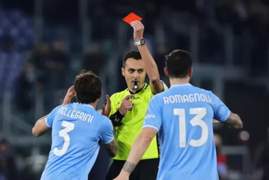 Lazio, record negativo in Serie A: con Romagnoli salgono a otto le espulsioni stagionali La Lazio guida la classifica delle espulsioni in Serie A con otto cartellini rossi stagionali. Il Bologna è secondo con appena quattro espulsioni.
