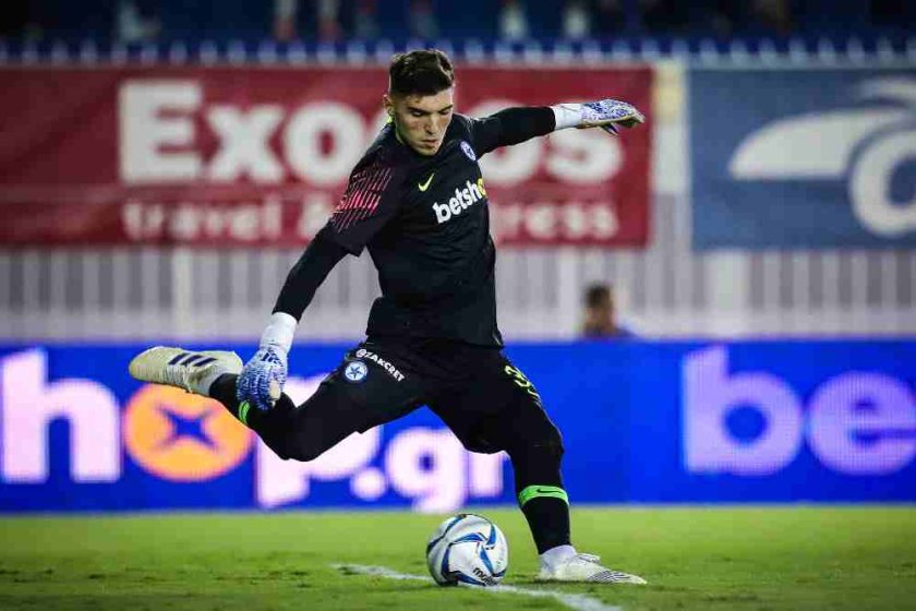 Christos Mandas in azione, portiere della Lazio