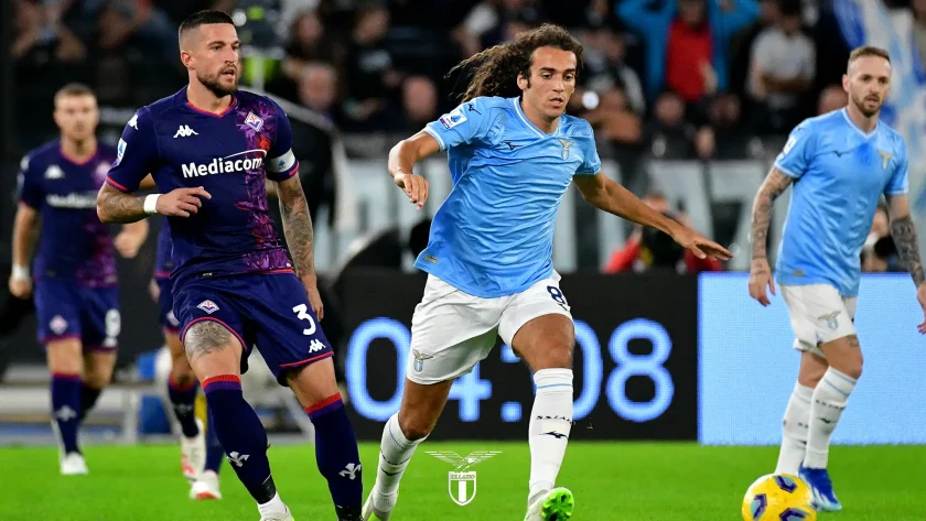 Matteo Guendouzi saluta la Curva Nord in lacrime, ultima partita Lazio Fiorentina.
