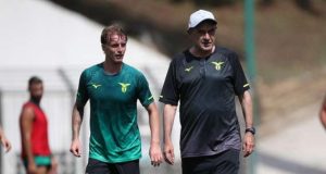 Lazio, spogliatoio in crisi: il vero rischio non è la retrocessione Giocatori della Lazio delusi in campo: il vero problema biancoceleste è lo spogliatoio diviso.