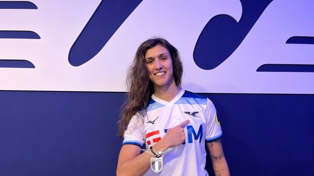 Nicole Vernis in maglia Lazio Women durante una partita al Mirko Fersini: la centrocampista statunitense è sparita senza autorizzazione del club.