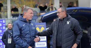 Lazio-Torino: Sarri contro Baroni, presente che sfida il passato Maurizio Sarri e Marco Baroni a confronto nella sfida Lazio-Torino