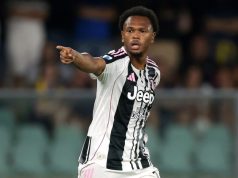 Juventus, flop dei nuovi: Openda e David deludono Lois Openda e Jonathan David durante un allenamento con la Juventus, simboli del difficile inizio dei nuovi acquisti bianconeri.