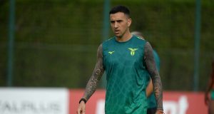 Lazio, Vecino pronto al rientro: Sarri lo aspetta “Matías Vecino torna ad allenarsi con la Lazio dopo 60 giorni di stop.”