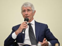 Euro 2032, Abodi accelera: “Un commissario per gli stadi” Andrea Abodi, ministro per lo Sport e i Giovani, annuncia la figura del commissario per gli stadi in vista di Euro 2032, con il Flaminio tra le priorità.