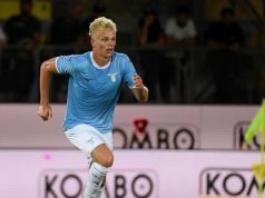 Romagnoli in dubbio, chance per Provstgaard a San Siro Il giovane difensore danese Oliver provstgaard durante il riscaldamento con la Lazio: potrebbe sostituire Romagnoli contro l’Inter.