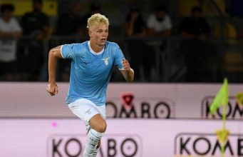 Lazio – Milan, Provstgaard a DAZN: “I tifosi sono la nostra carica” Oliver Provstgaard parla ai microfoni di DAZN prima del fischio d'inizio di Lazio-Milan.