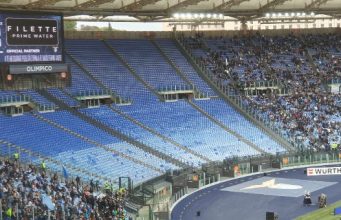 ✍️ Biglietti Lazio-Atalanta e Sassuolo: torna lo “Special Pack” Tifosi della Lazio allo Stadio Olimpico con bandiere e sciarpe.