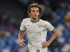 Guendouzi nel mirino del Sunderland: Lazio sotto assedio Matteo Guendouzi con la maglia della Lazio in azione, sguardo deciso e palla al piede