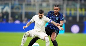 Inter-Lazio, carattere sì ma qualità zero: l’Inter mostra il divario Inter-Lazio 2-0: la squadra di Sarri mostra carattere ma conferma i limiti tecnici, con un centrocampo povero di idee e qualità.