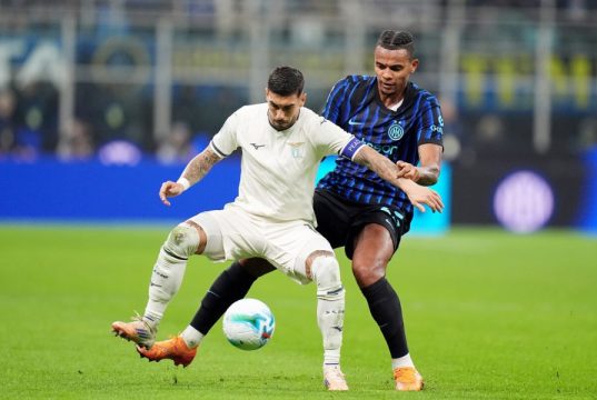 Zaccagni brucia le tappe: obiettivo Bergamo Mattia Zaccagni esulta dopo un gol con la maglia della Lazio, pronto al rientro dall'infortunio.