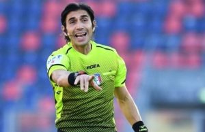 Calvarese: “Su Zaccagni non è rosso. Decisione eccessiva” Calvarese boccia il rosso a Zaccagni in Parma-Lazio: “Intervento da giallo, non da espulsione”. Crescono i dubbi sulle decisioni arbitrali.