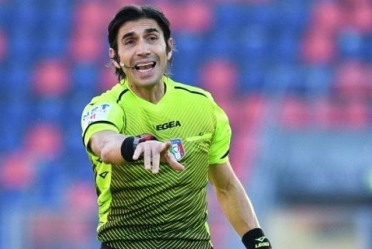 Calvarese: “Su Zaccagni non è rosso. Decisione eccessiva” Calvarese boccia il rosso a Zaccagni in Parma-Lazio: “Intervento da giallo, non da espulsione”. Crescono i dubbi sulle decisioni arbitrali.