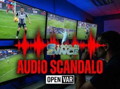 🚨 Lazio, ora è ufficiale: ecco l’audio SCANDALO del VAR sul gol di Davis! “Non è immediato…”. E spunta un errore clamoroso Una sala VAR con i monitor che mostrano l'azione di Udinese-Lazio e una grafica con onde sonore audio.