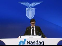 Lazio al Nasdaq: Wall Street apre al brand biancoceleste Delegazione della S.S. Lazio a Times Square per la cerimonia di chiusura delle contrattazioni del Nasdaq a New York