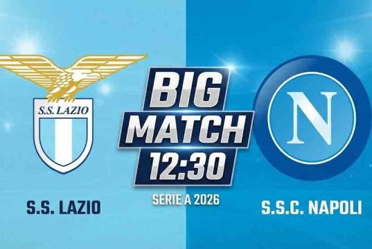 📺 Lazio-Napoli, il primo big match del 2026: orario, dove vederla in tv e le ultime di formazione Grafica del match Lazio-Napoli con i loghi delle due squadre e l'orario 12:30.