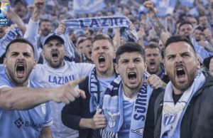 Lazio–Atalanta, Stadio ancora vuoto: la protesta continua contro la gestione Lotito protesta tifosi Lazio, stadio vuoto Lazio, Curva Nord Lazio, Lazio Atalanta protesta, contestazione Lotito, tifosi Lazio contro Lotito, Lazio Genoa stadio vuoto, petizione tifosi Lazio, crisi Lazio tifosi