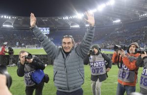 Sarri e la Nord: il patto d’acciaio che scuote la Lazio Sarri e la Nord: il patto d'acciaio che scuote la Lazio