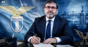 Floridi rompe il silenzio: “La Lazio viene prima di tutto”. L’appello ai tifosi e all’ambiente biancoceleste Emanuele Floridi interviene su Il Tempo con una lunga lettera ai tifosi della Lazio. Appello all'unità e riflessioni su Lotito, mercato e futuro.