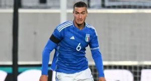 Lazio, spunta Diego Coppola: Gattuso lo vuole per blindare la difesa La Lazio segue Diego Coppola del Brighton. Gattuso apprezza il centrale classe 2003 e lo considera perfetto per la sua nuova difesa.