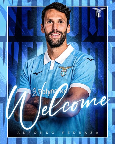 737758432_1355360759299609_6568384793952089216_n Alfonso Pedraza con la sciarpa della Lazio nel giorno della firma