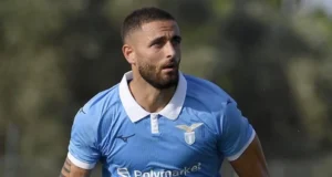 Lazio, Artistico al Padova: affare da 3-4 milioni in chiusura Gabriele Artistico è vicino al Padova: forte rilancio per l'attaccante della Lazio e operazione a titolo definitivo da 3-4 milioni verso la chiusura.