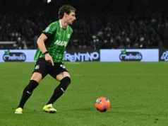 Calciomercato Lazio, tramonta l’ipotesi Icardi: all-in della dirigenza su Andrea Pinamonti Andrea Pinamonti in azione durante una partita di Serie A obiettivo di calciomercato per la Lazio