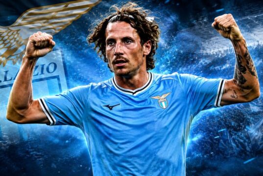 Lazio, UFFICIALE Pinamonti: l’attaccante arriva a titolo definitivo dal Sassuolo Andrea Pinamonti è pronto a diventare un nuovo giocatore della Lazio: accordo chiuso con il Sassuolo per 12 milioni complessivi tra parte fissa e bonus.