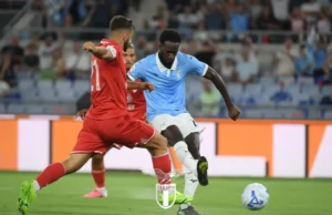 Coppa Italia, clamoroso all’Olimpico: la Lazio crolla 0-2 contro il Mantova ed è subito eliminata Immagine della sfida di Coppa Italia tra Lazio e Mantova terminata con la vittoria dei lombardi per 0-2
