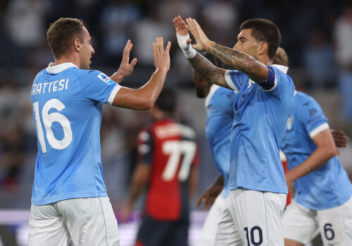 Lazio-Milan 2-2, rimpianto biancoceleste: dominio nel primo tempo, poi la Lazio crolla nella ripresa Lazio-Milan finisce 2-2: biancocelesti dominanti e avanti di due gol nel primo tempo, poi il crollo nella ripresa. Rimpianto per Gattuso.